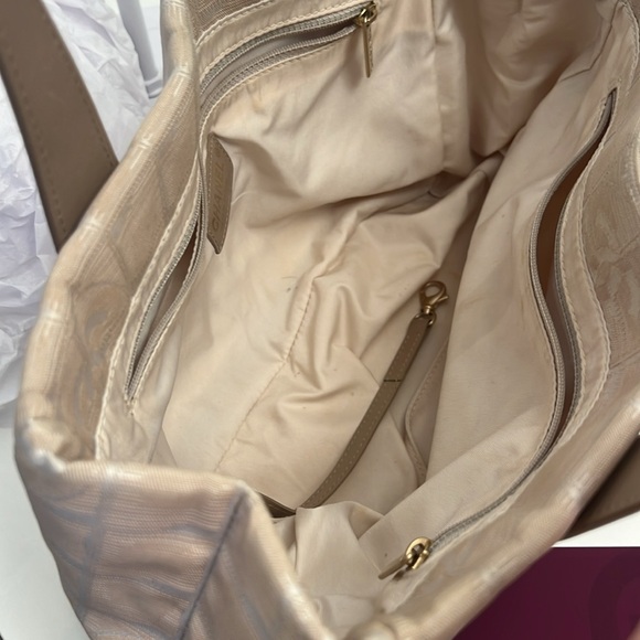 CHANEL Cruise Line Handbag Small Tote - Picture 6 of 8